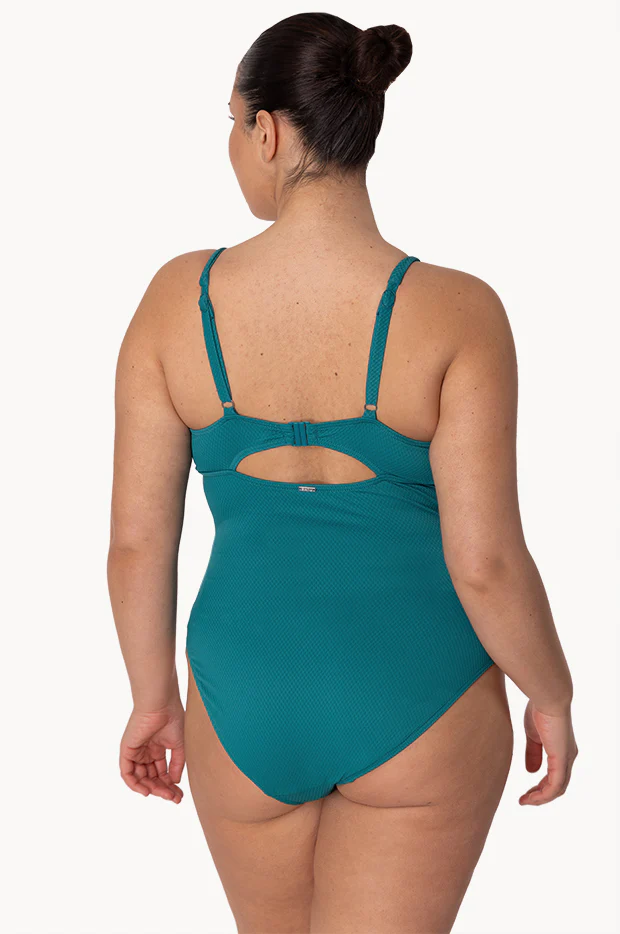 Rococco D/DD Cup Moulded One Piece - Image 2