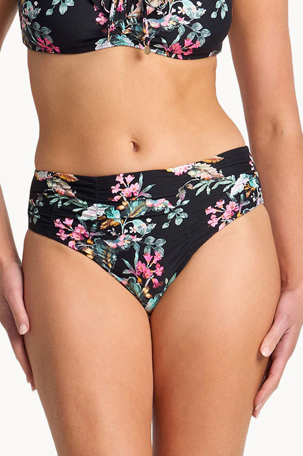 Viola Ruched Mid Rise Pant